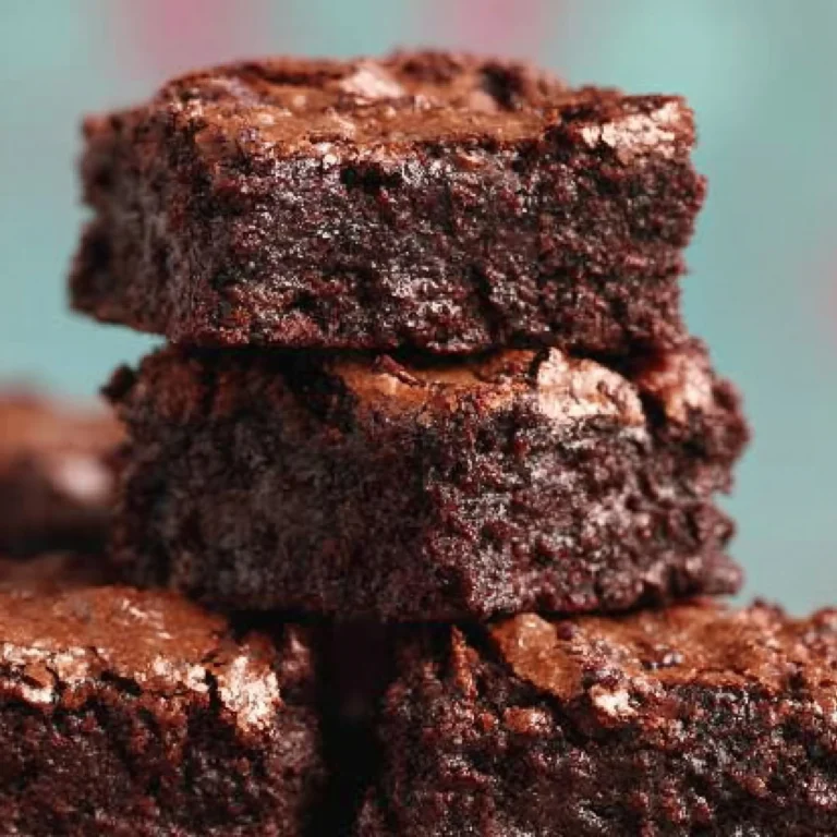 Łatwe brownies - pyszne ciasto czekoladowe na stole